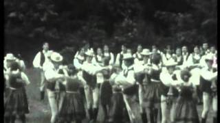 1976 - Márta néni néptánccsoportja - Szászrégen