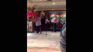 EL PRÍNCIPE DEL LANDÓ Y DANIELA CAMPOS - EL NEGRO MANUEL (FESTEJO)
