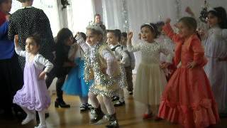 jingle bells - საახალწლო ზეიმი