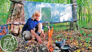 Подвесная палатка из стрейч-пленки Ночёвка в лесном укрытии ???? Столик из веток