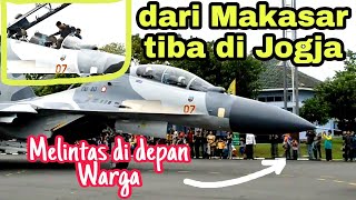 Jet tempur Sukhoi TNI AU tiba di Gebyar Dirgantara Lanud Adisucipto 2015
