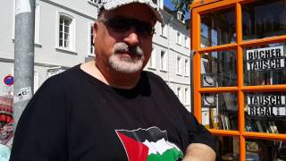 Street Library near Saarbrücken Schloß Castle in Germany 28.08.2016 مكتبة شارع في ساربريكن