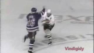 Antoski KO's Crowe, brawl clips 93-94
