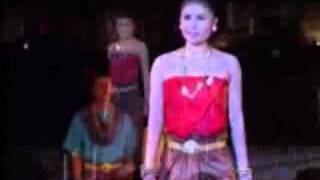 សម្លៀកបំពាក់ខ្មែរ