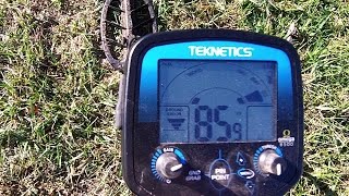 Teknetics Omega 8500 metal detector