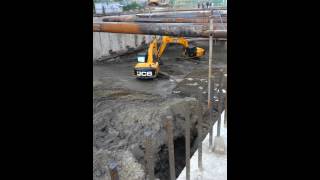 Экскаваторы JCB в работе, часть 1