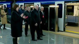 Лукашенко открыл третью ветку метро: Ни пандемия, ни призывы к забастовкам не остановили нас!