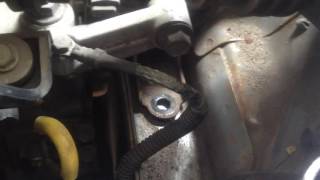 how to change left hand gearbox Honda Fit - замена подушки вариатора Хонда фит 2003