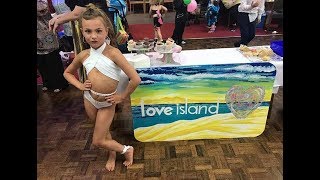 Doctor condemns 7 year old model as ‘immoral’