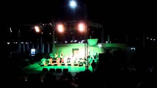 Kardeş Türküler - Bir oda yaptırdım - Mersin konse