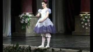 Les Contes d'Hoffmann. MAriana Bulicanu