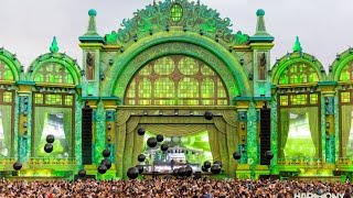 Harmony Of Hardcore 2016 | CRAZY GIRL ON THE TOP OF THE MAINSTAGE [HD]