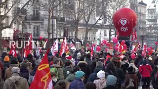 France: Thousands demand more hospital resources, better staff working conditions in Paris