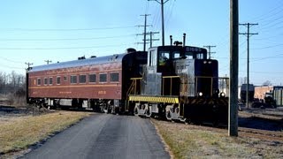 GE 80 Ton Army Switcher - B1685 and DOTX Cars