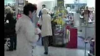 Pro Shoplifter Showing hows it's done.