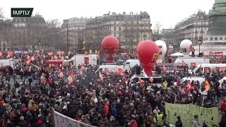 LIVE: Workers strike for higher wages in Paris