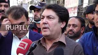 Pakistan: Dozens killed in bombing attack at Peshawar Shia mosque