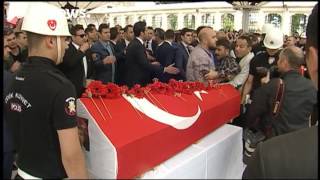 Istanbul: Ausschreitungen bei Trauerzeremonie für getötete Polizisten