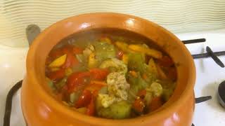 Курица в горшочке с овощами.  Чо ПОХАВАТЬ   #чопохавать #1