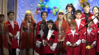 Предновогодний праздничный концерт в Доме Культуры г. Гал