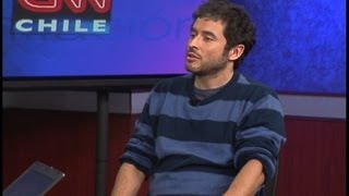 Javier Rebolledo se refirió a su libro "El despertar de los cuervos" sobre la creación de la DINA