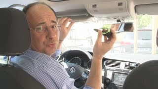 Smartphone en voiture : le kit mains libres est interdit
