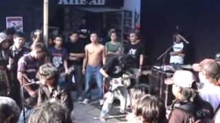 HARK ! IT'S CRAWLING TAR TAR Live At Ultimus Bookstore