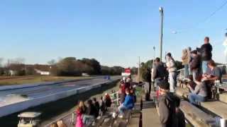 Brad Edwards 3.99 @ 193mph 1st Drag Radial car In The 3s