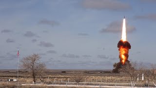 Испытательный пуск новой модернизированной ракеты российской системы ПРО на полигоне Сары-Шаган
