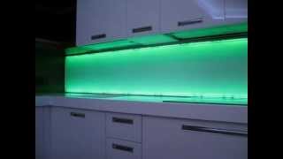 Фартук для кухни из стекла с подсветкой LEDss.ru