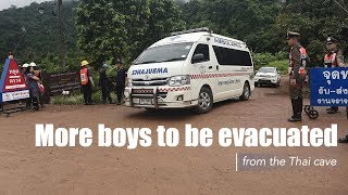 Live: More boys to be evacuated from the Thai cave营救泰国受困少年足球队员进行中