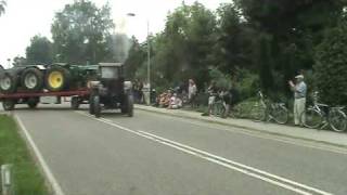 Must SEE: Lanz Bulldog with fire in exhaust pipe, and heavy Bang-bang sound LOL!!!