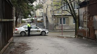 В Тбилиси в карантине из-за коронавируса оказалось целое здание