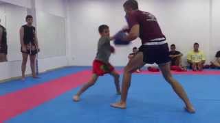 Ajarn Chai Test TBA Infantil. Kru Jose Manuel Hita a Raul.