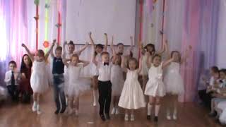 Танец "Бум-лала" /подготовительная группа