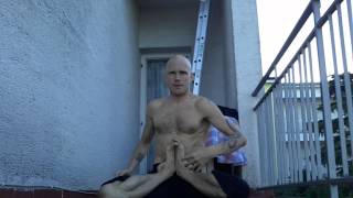 Parivritta Kandasana