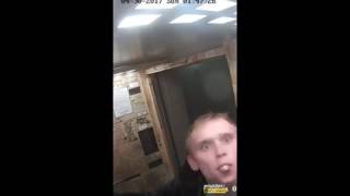 ЖЕСТОКАЯ ДРАКА В ПОДЪЕЗДЕ !!!