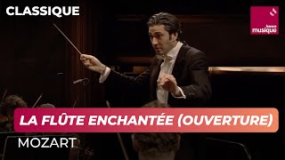 Mozart : Ouverture de la "Flûte enchantée" sous la direction de David Afkham