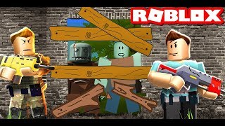 На нас напали роблокс зомби! Обороняемся вместе с Roblox Games TV от roblox zombie Funny Games TV