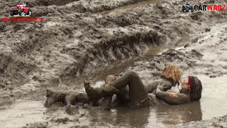 2 Girls Getting Muddy Wrestling At Boot Hole Boggerz Mud Bog