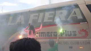 Recibimiento  lokos de arriba ...leon gto