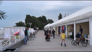 "Рыбаций посёлок" -"Чайка". Пустые пляжи в Лазаревском, Сочи. Дождь и ветер 18 июня 2017