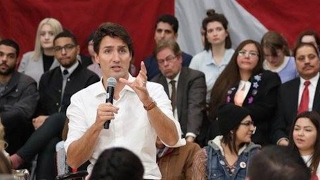 Justin Trudeau says anti-Trump 4th-grader a “hero”?