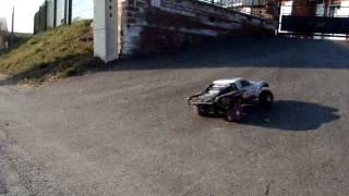 traxxas slash 2*4