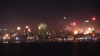 Новогодний Батуми: салют над морем