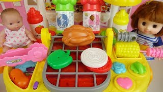 Baby doll and Hamburger cooking shop kitchen play