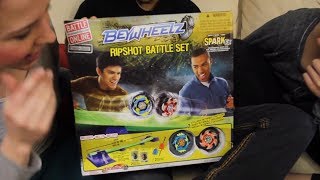 Beyblade BEYWHEELZ RIPSHOT BATTLESET Unboxing & Reviewed by BeybladeGeeks' Non-Blader Friends!