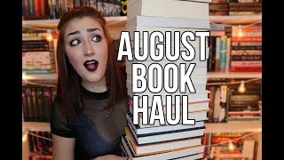 SURPRISINGLY LARGE AUGUST BOOK HAUL.