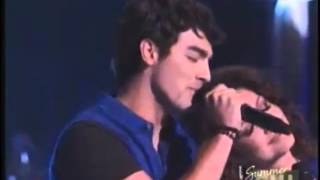 Joe Jonas and Gloria Estefan - The Next Performance - "Every little thing she does is magic"