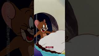 Tom y Jerry en Español ???????? | Compartiendo un delicioso pastel | #shorts | @WBKidsEspana